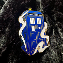 Load image into Gallery viewer, Police Box Enamel Pin
