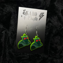 Load image into Gallery viewer, Wrarth Warrior Green Earrings
